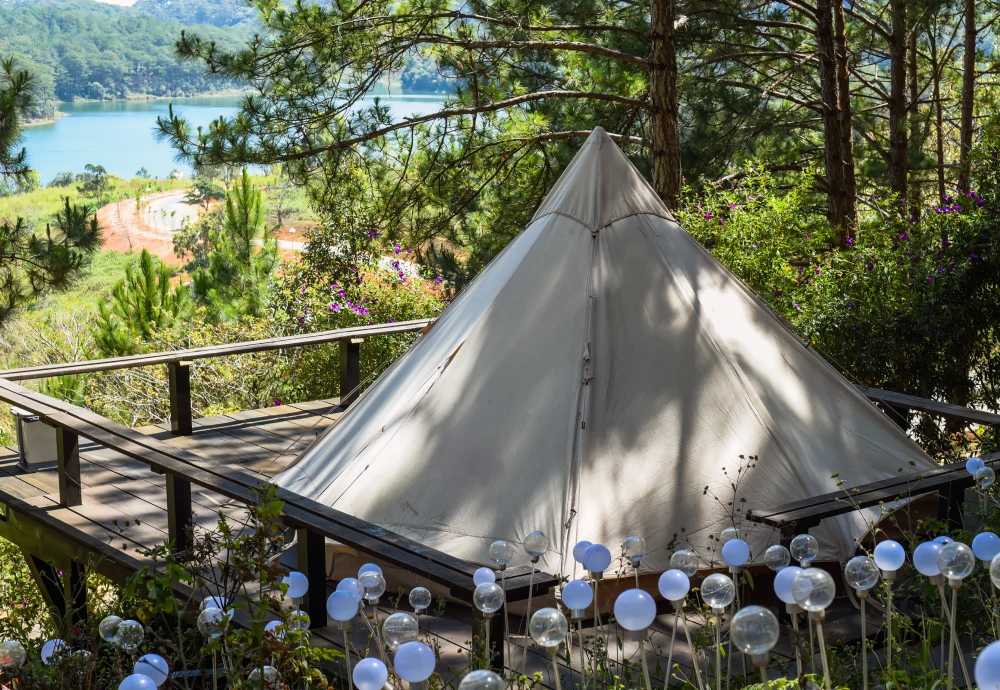 tipi glamping